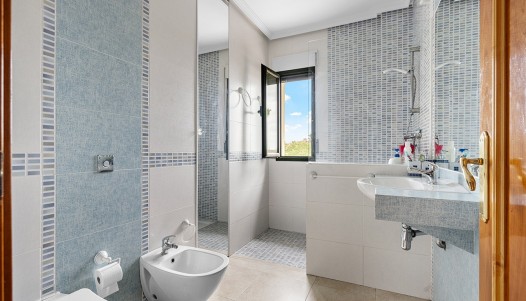 Resale - Villa - Alicante - Rebolledo