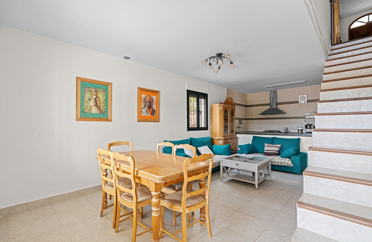 Resale - Villa - Alicante - Rebolledo