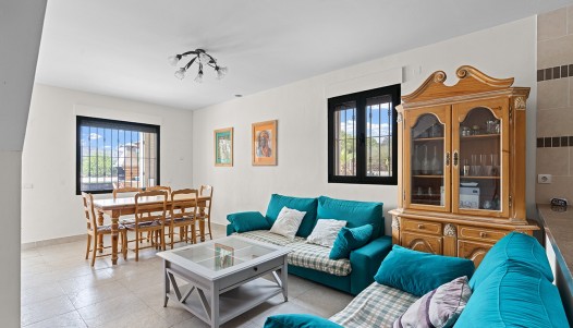 Resale - Villa - Alicante - Rebolledo