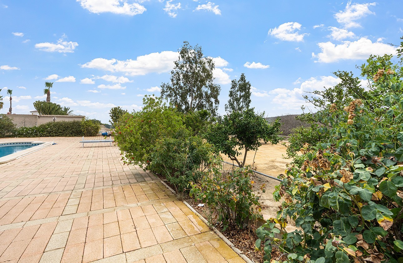 Resale - Villa - Alicante - Rebolledo