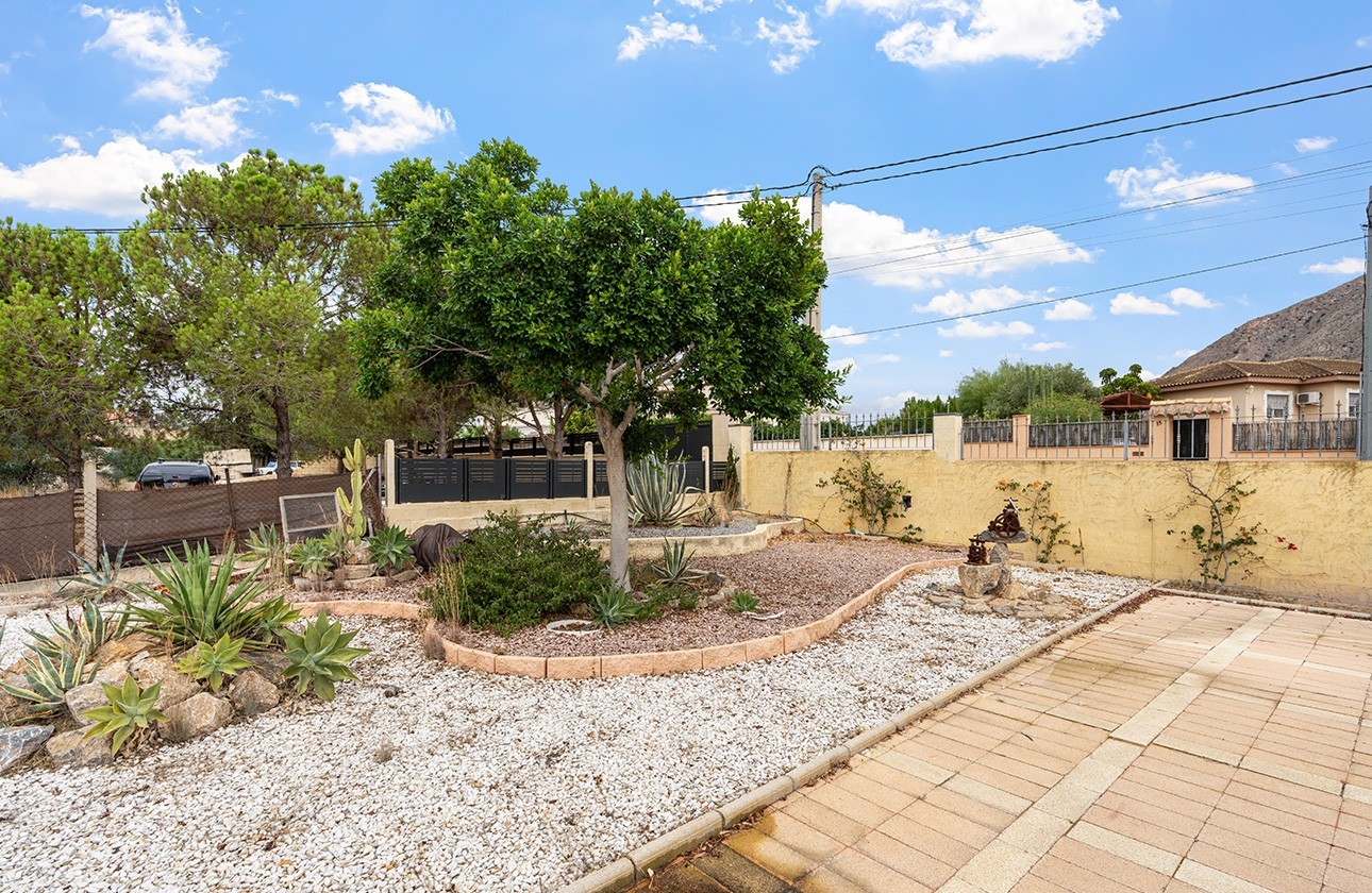 Resale - Villa - Alicante - Rebolledo