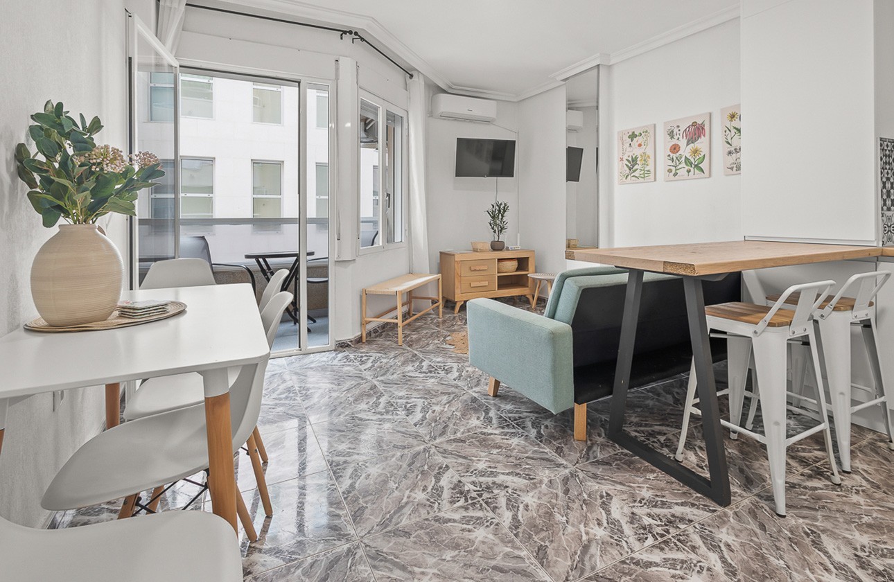 Resale - Apartment - Torrevieja - Playa del Cura