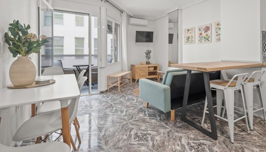 Resale - Apartment - Torrevieja - Playa del Cura