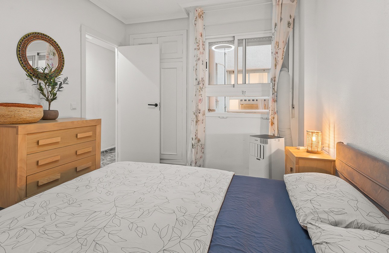 Resale - Apartment - Torrevieja - Playa del Cura