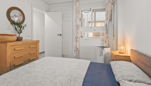 Resale - Apartment - Torrevieja - Playa del Cura