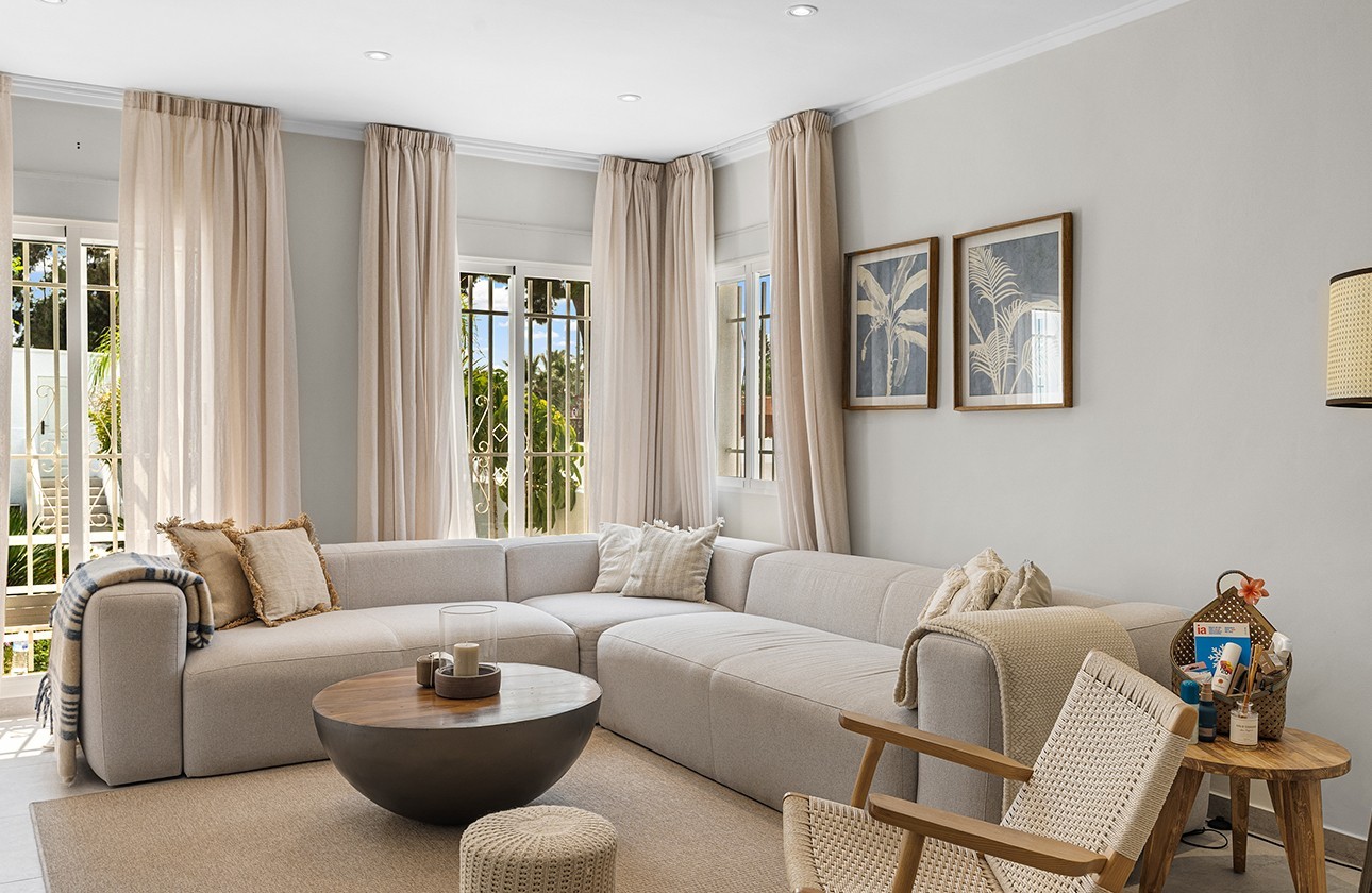 Resale - Villa - Cabo de las Huertas - Cala Cantalar