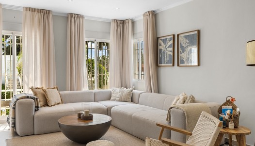 Resale - Villa - Cabo de las Huertas - Cala Cantalar