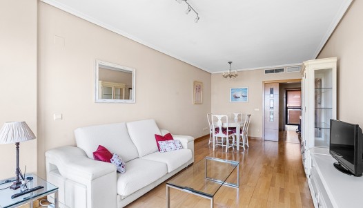 Location longue durée - Apartment - Alicante - Benalúa