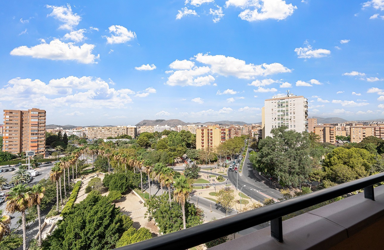 Location longue durée - Apartment - Alicante - Benalúa