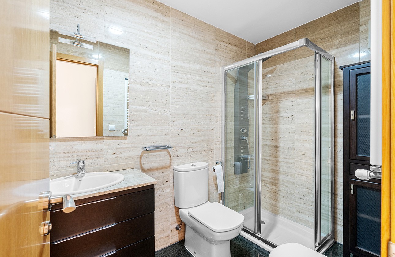 Location longue durée - Apartment - Alicante - Benalúa