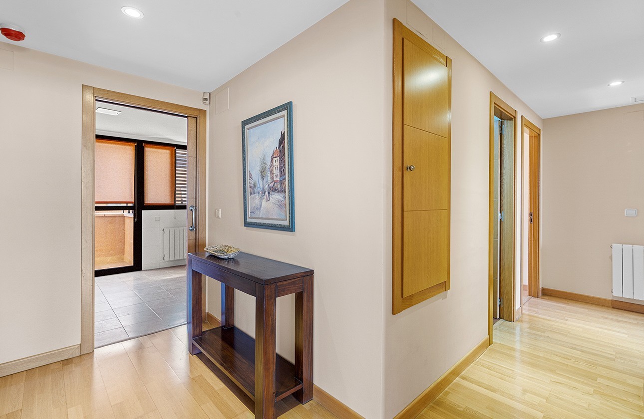 Location longue durée - Apartment - Alicante - Benalúa