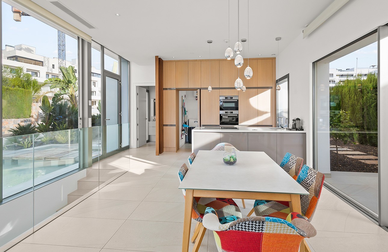 Segunda mano - Chalet independiente  - Las Colinas Golf and Country Club