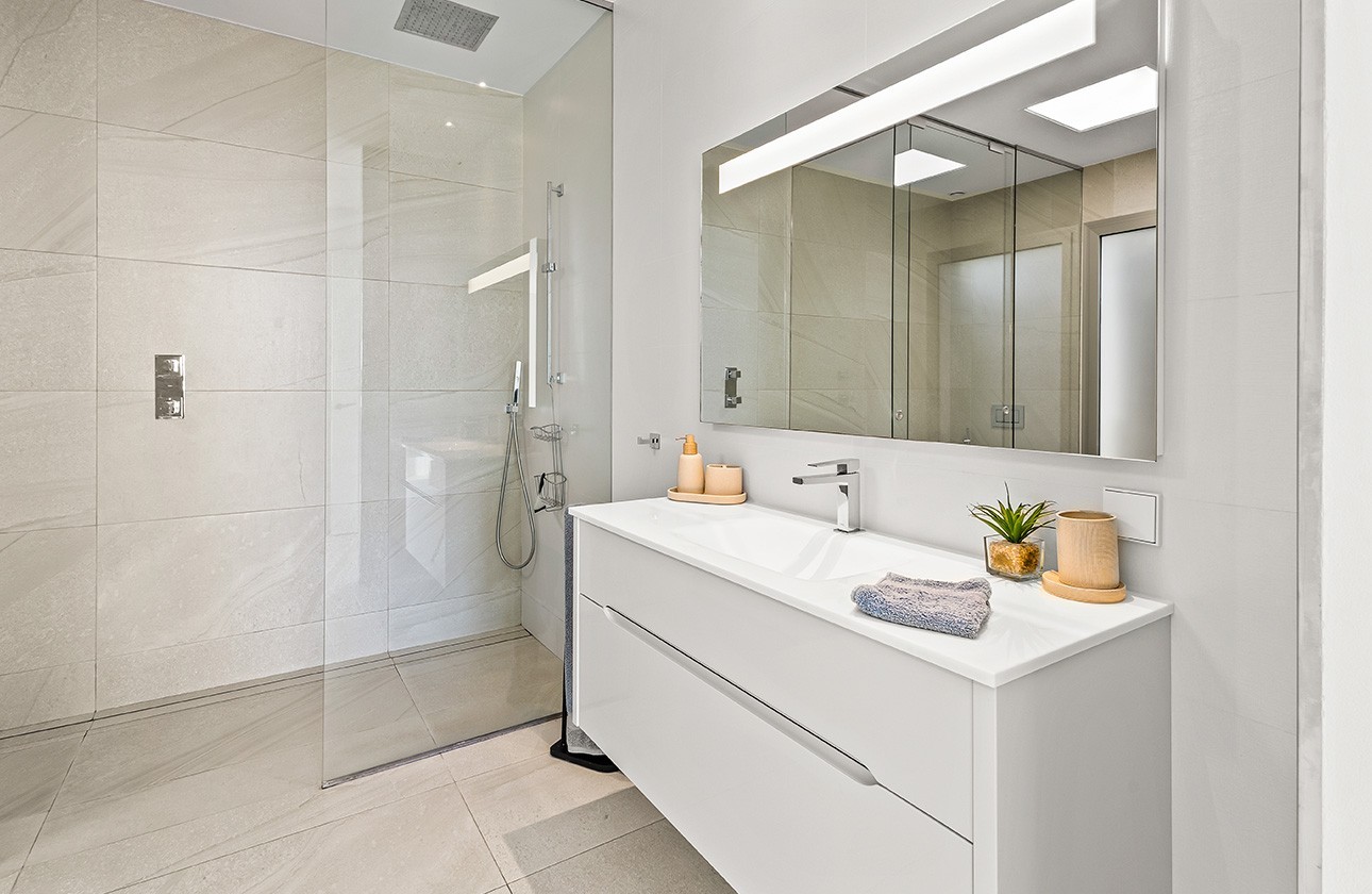 Segunda mano - Chalet independiente  - Las Colinas Golf and Country Club