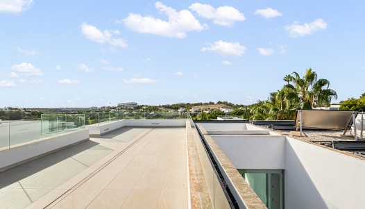 Segunda mano - Chalet independiente  - Las Colinas Golf and Country Club