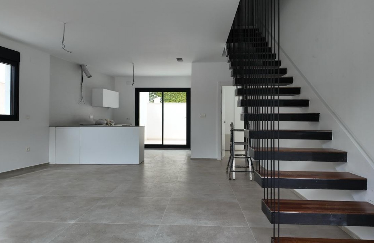 Resale - Villa - Alicante - Vistahermosa