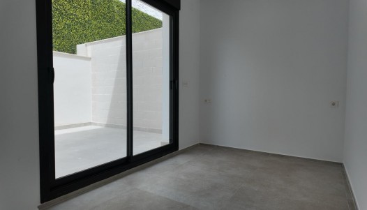 Resale - Villa - Alicante - Vistahermosa