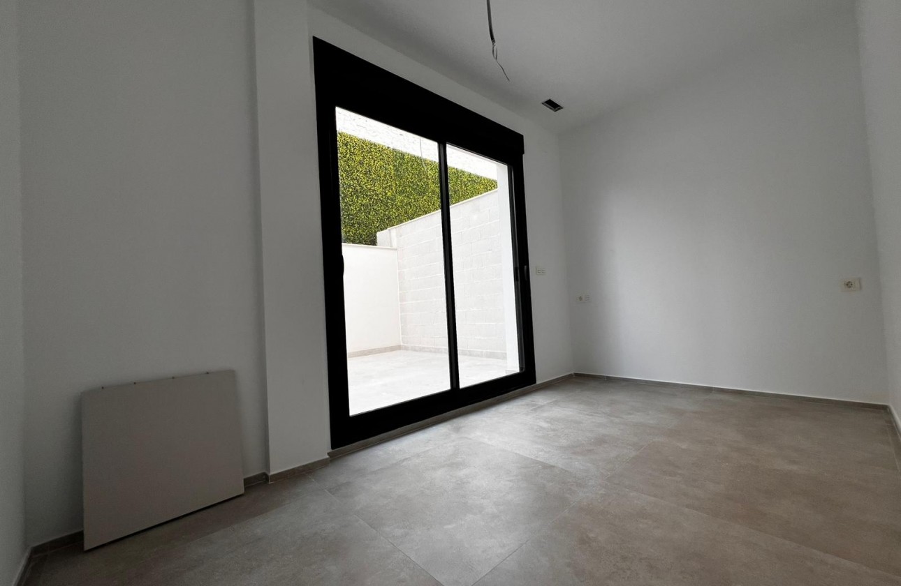 Resale - Villa - Alicante - Vistahermosa