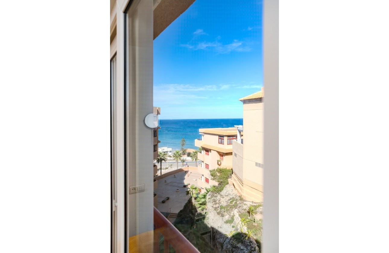 Resale - Apartment - La Manga del Mar Menor - Urb. El Ancora