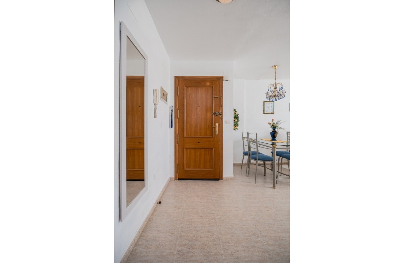 Resale - Apartment - La Manga del Mar Menor - Urb. El Ancora