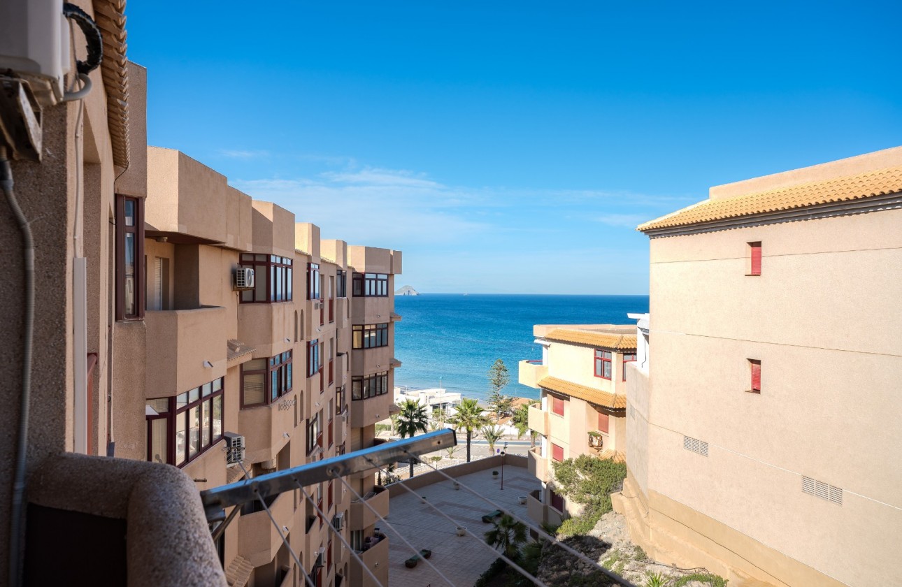 Resale - Apartment - La Manga del Mar Menor - Urb. El Ancora