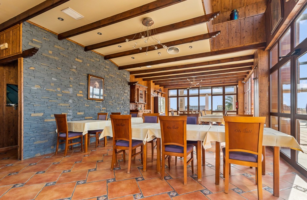 Brukte Boliger - Næringslokale - Los Dolses