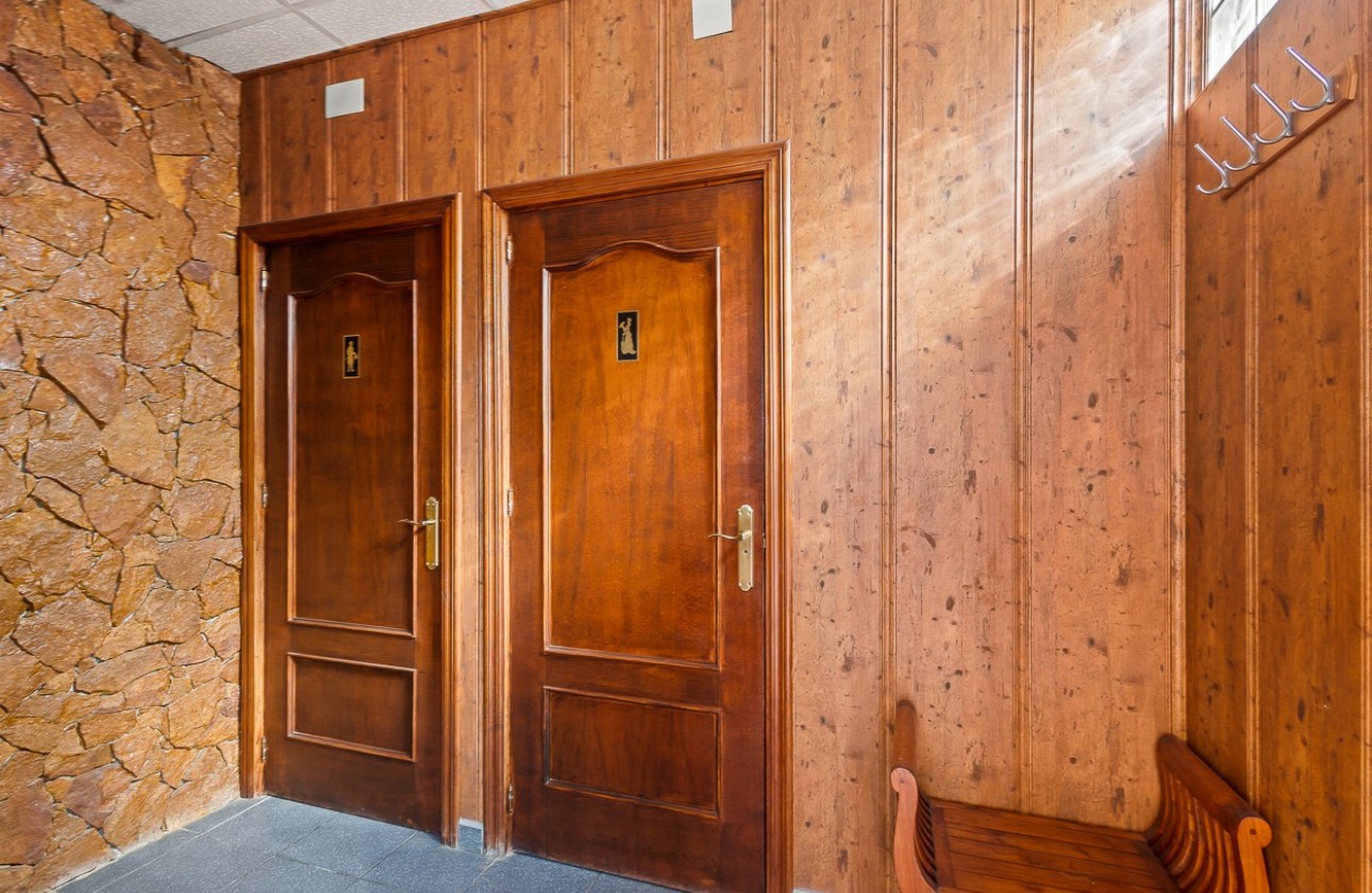 Brukte Boliger - Næringslokale - Los Dolses