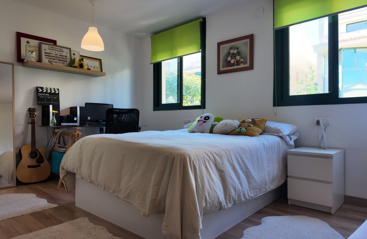 Segunda mano - Bungalow - San Juan de Alicante - Lloixa