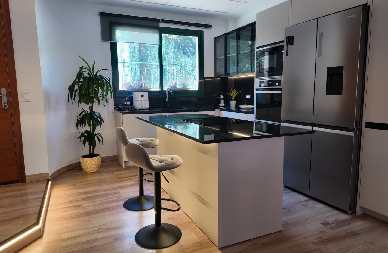 Segunda mano - Bungalow - San Juan de Alicante - Lloixa