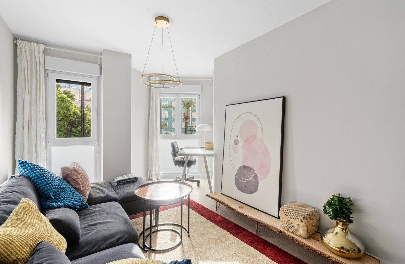 Segunda mano - Apartamento - Alicante - Centro