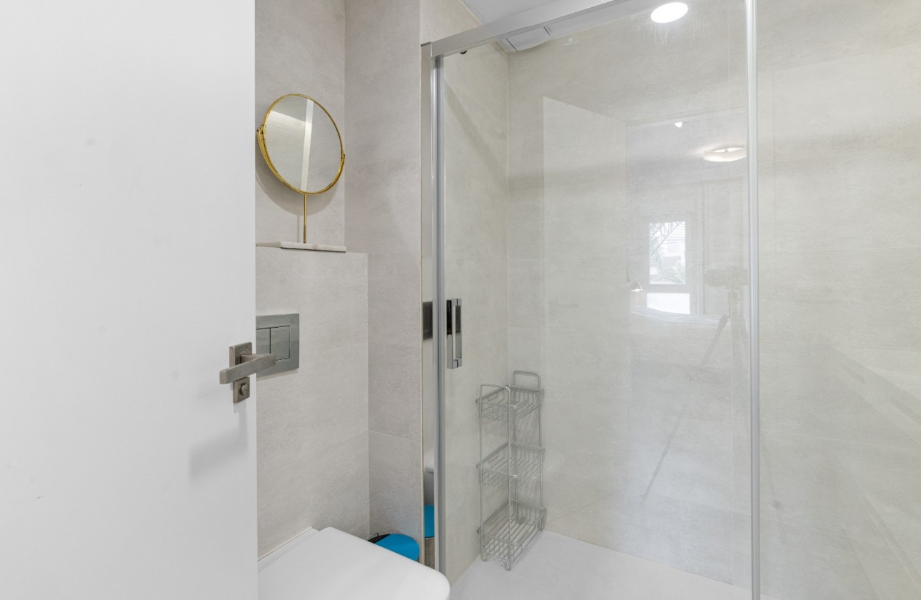 Segunda mano - Apartamento - Alicante - Centro