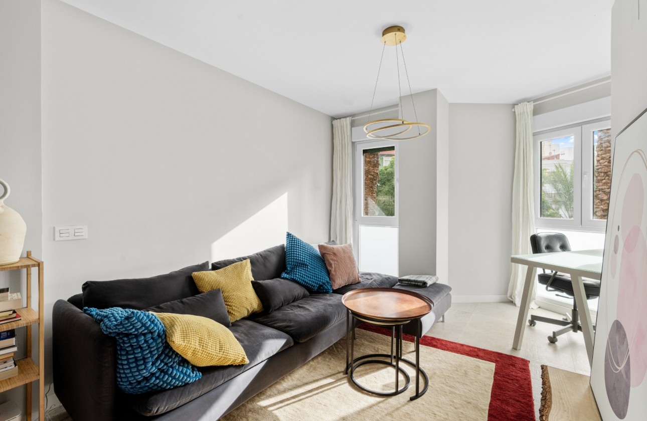 Segunda mano - Apartamento - Alicante - Centro