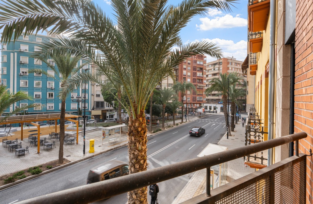 Segunda mano - Apartamento - Alicante - Centro