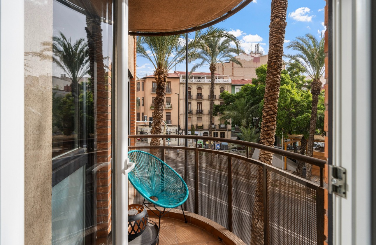 Segunda mano - Apartamento - Alicante - Centro