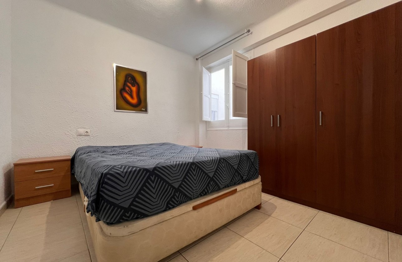 Long term Rental - Apartment - Alicante - Center