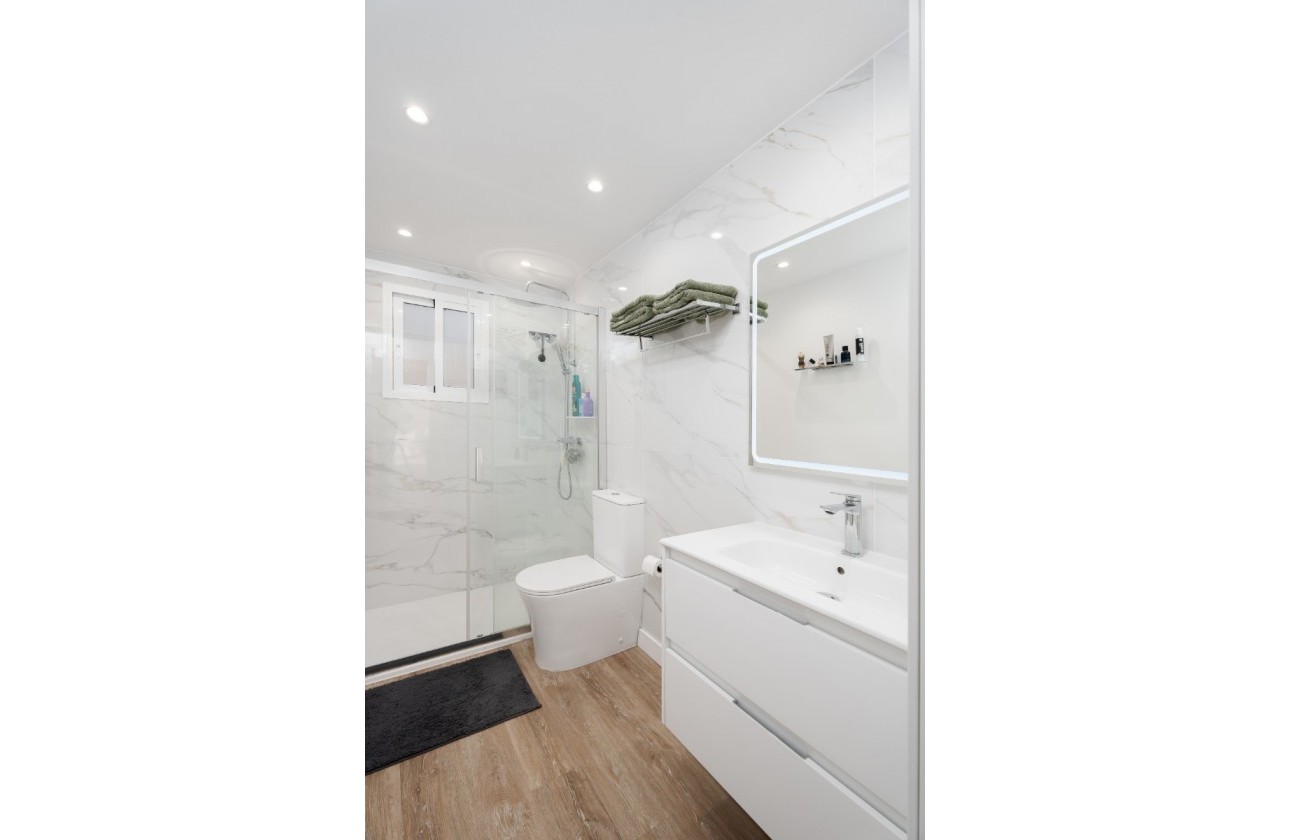 Brukte Boliger - Første etasje  - Orihuela Costa - Punta Prima