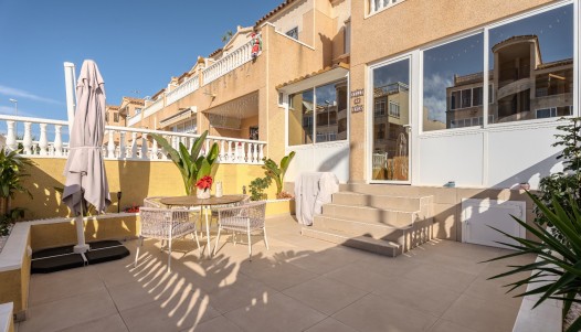 Brukte Boliger - Første etasje  - Orihuela Costa - Punta Prima