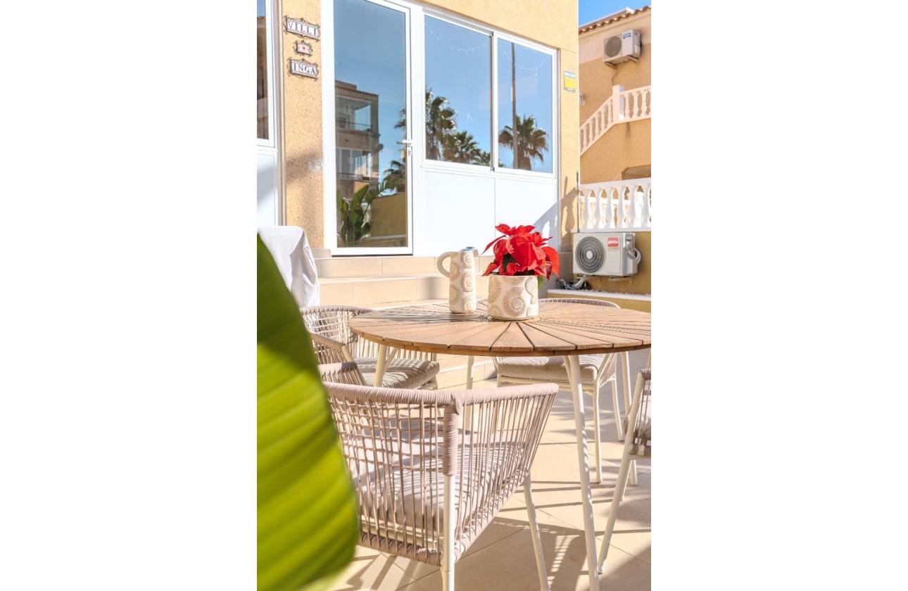 Brukte Boliger - Første etasje  - Orihuela Costa - Punta Prima