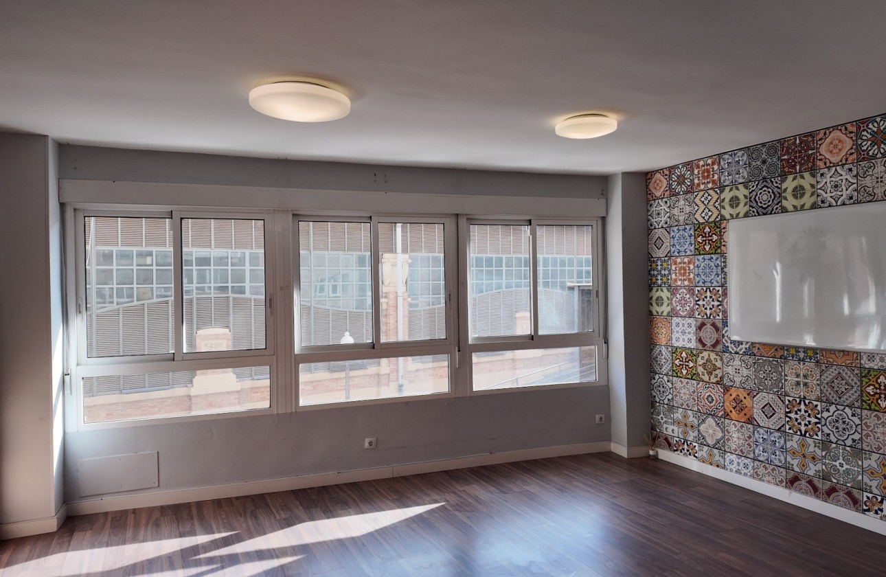 Resale - Commercial - Alicante - Center