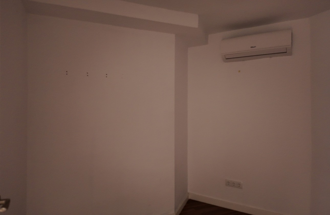 Resale - Commercial - Alicante - Center