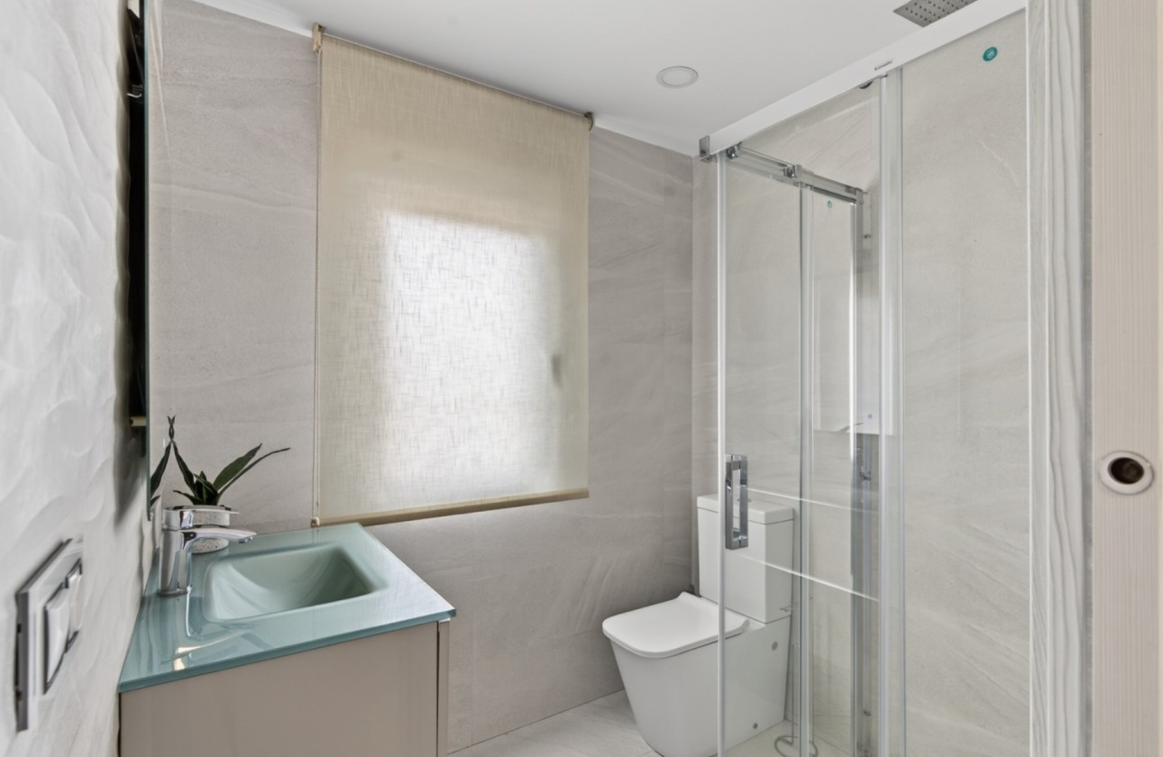 Resale - Villa - Alicante - Rebolledo