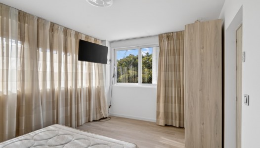 Resale - Villa - Alicante - Rebolledo