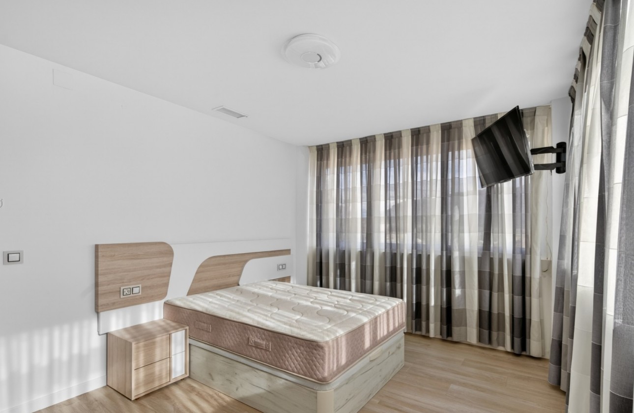 Resale - Villa - Alicante - Rebolledo