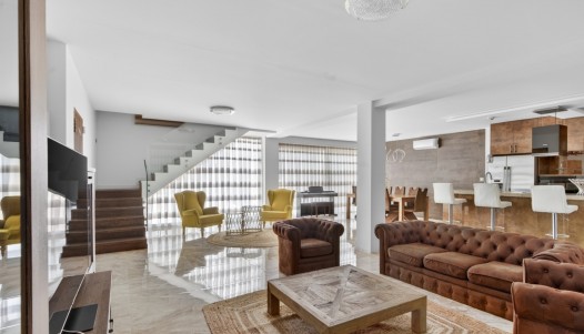 Resale - Villa - Alicante - Rebolledo