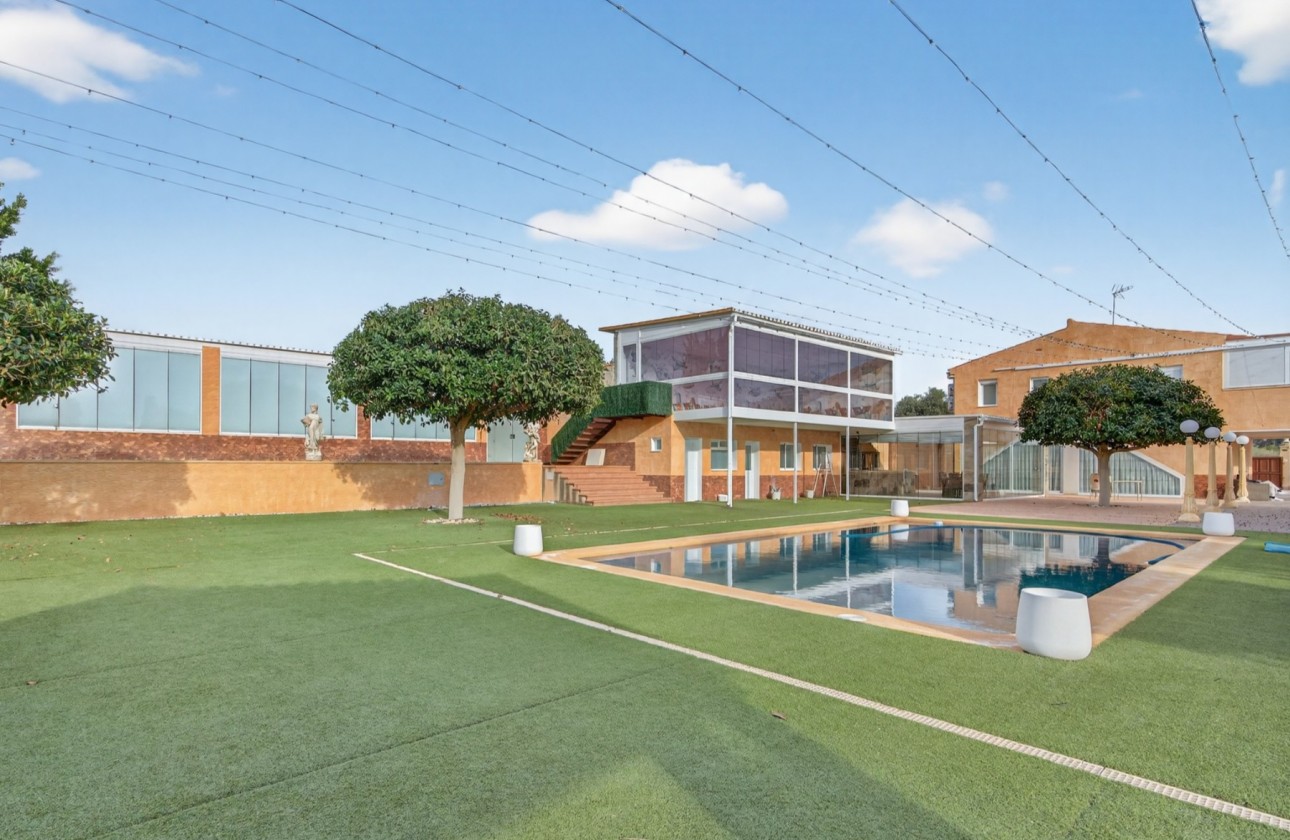 Resale - Villa - Alicante - Rebolledo