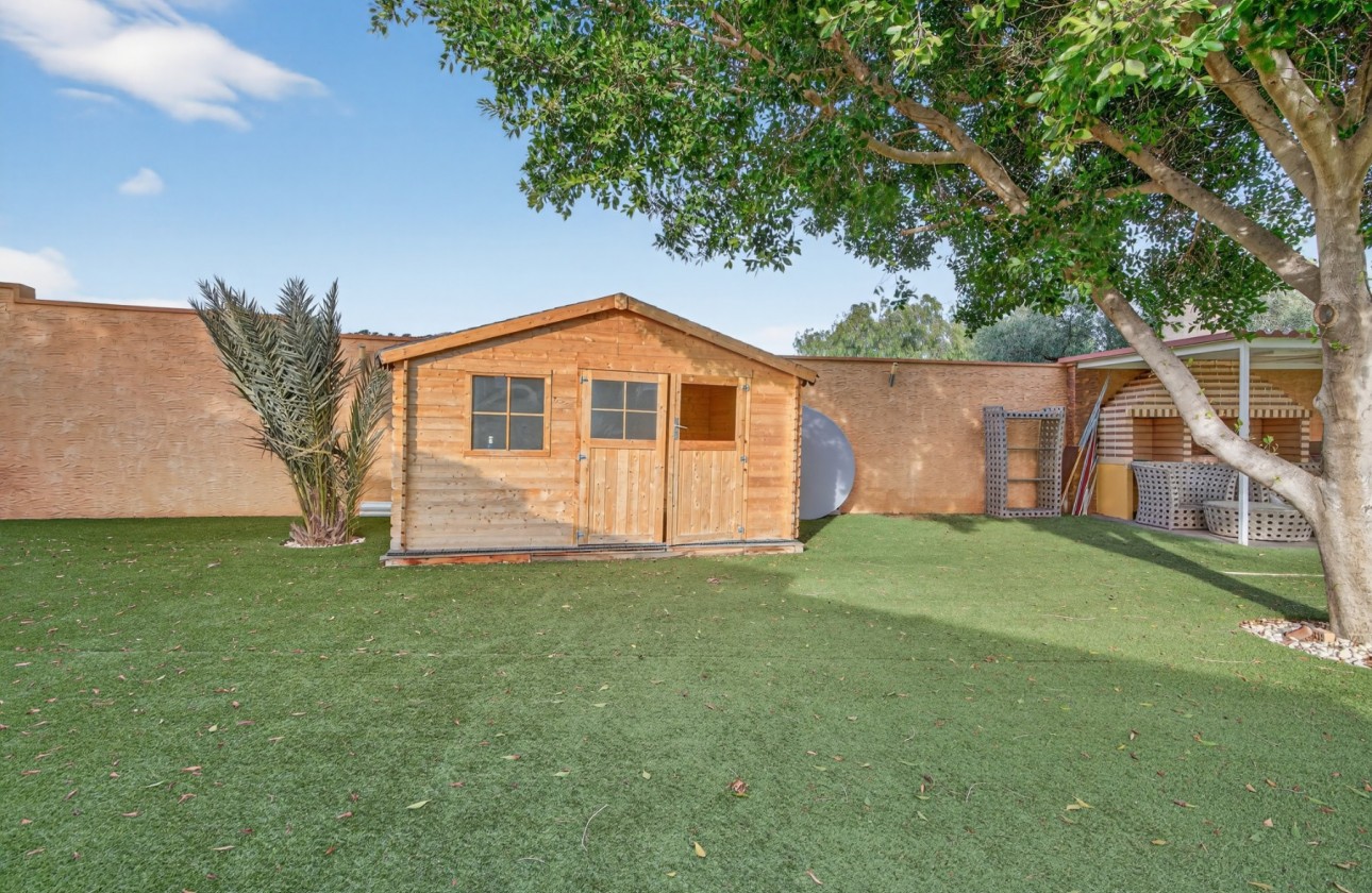 Resale - Villa - Alicante - Rebolledo