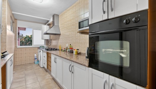 Resale - Apartment - Alicante