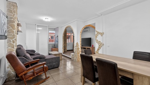 Resale - Apartment - Alicante