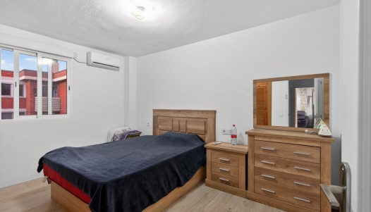 Resale - Apartment - Alicante