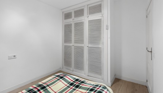 Resale - Apartment - Alicante