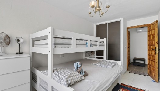 Resale - Apartment - Torrevieja - Playa de los Locos